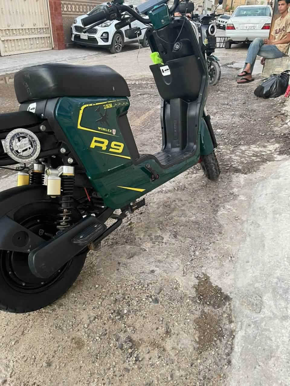 r9 • بدون بطاريات • نضيفه
