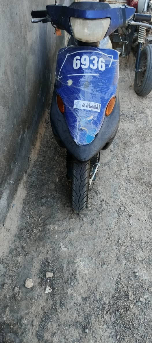 بيجو البيع سعره 220  وبيه مجال
***********
