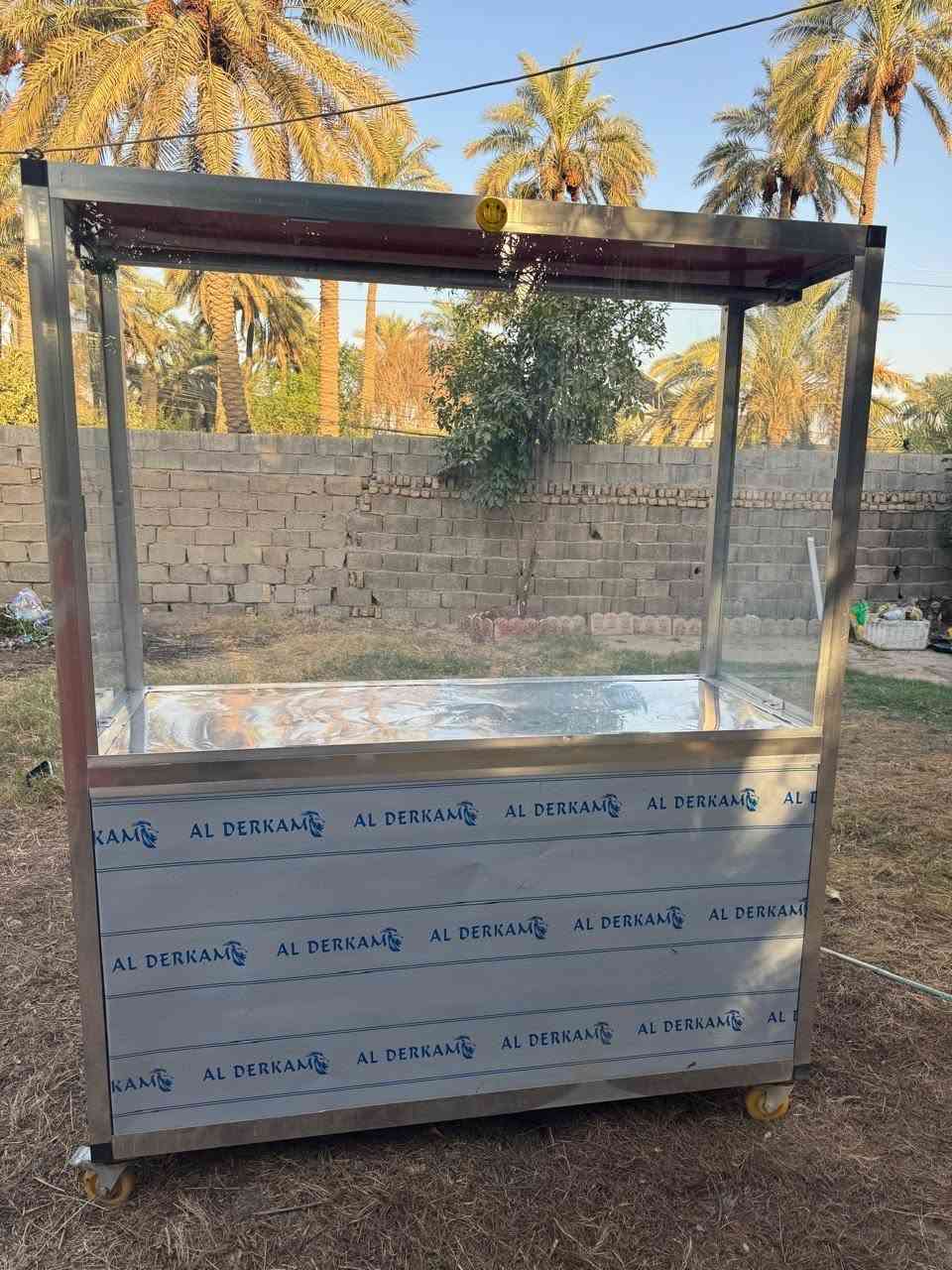 الاسعار
الجام خانات مال كباب 285
الكاسات ب65 كلهن ممستخدمات 
مال العصائر 150 جدد ولله
***********
