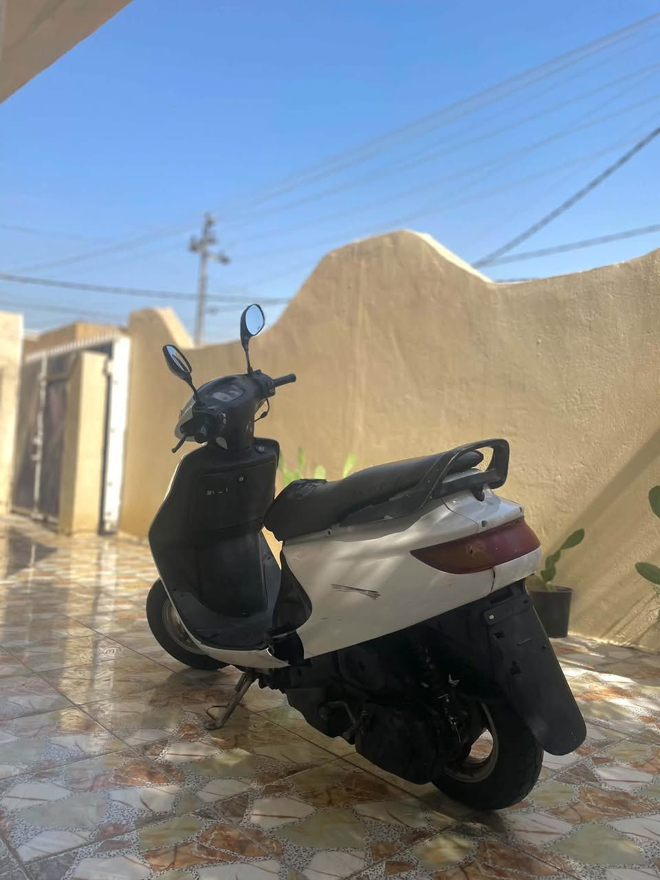 سلام عليكم للبيع فقط فراشه نثيه نضيفه كلش مكينه مفتوحه اول مره نقص بس راجز سلف ما متعوبه نصبتها حلوه استفسار***********
خاص ما متواجد
