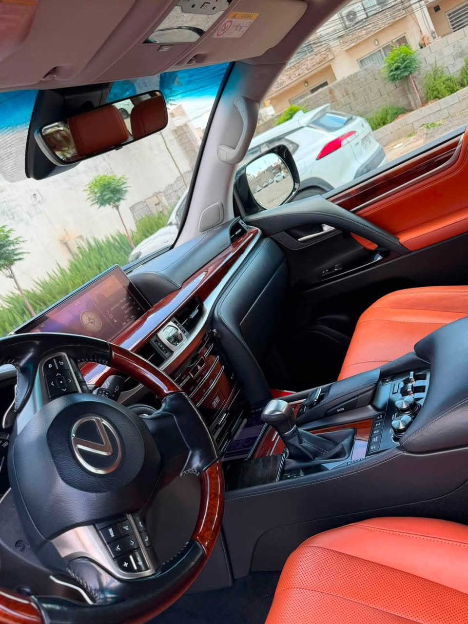 السلام عليكم
Lexus LX 570 super sport بريم فول مواصفات 
موديل 2018
ماشية 93000 الف حقيقي 
بيها دعامية الخلفية صبغ + PDR صغير بل صندوق الباقي مكفول كير و مكينه بشرط 
مكان سياره اربيل عنكاوا 
رقم موبايل *********** 
سعر 63,000$ بيها مجال
