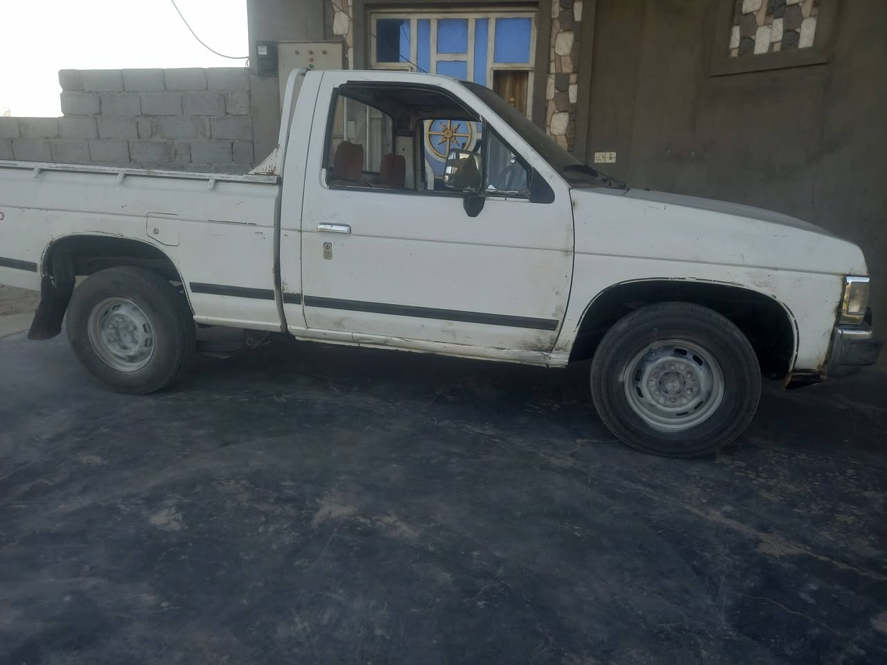 السلام عليكم
سياره نيسان موديل 1993 
رقم وسنويه بأسمي شرط التحويل رقم انكليزي 
سنويه 2030 الانبار عامرية الفلوجه 
السعر 35 وبيه مجال للشراي 
للأستفسار ***********
