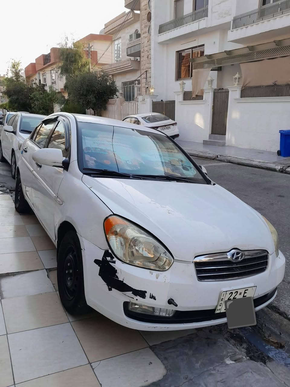 السلام عليكم إكسن موديل 2008 صبغ ربع جاملغ ألمامي يمين ونص باب الوره اليمين والسقف ونص قبق  الصندوق  وبيعها صبغ عام والمكينه تصرف السعر 65 ورقة الاستفسار *********** /***********

