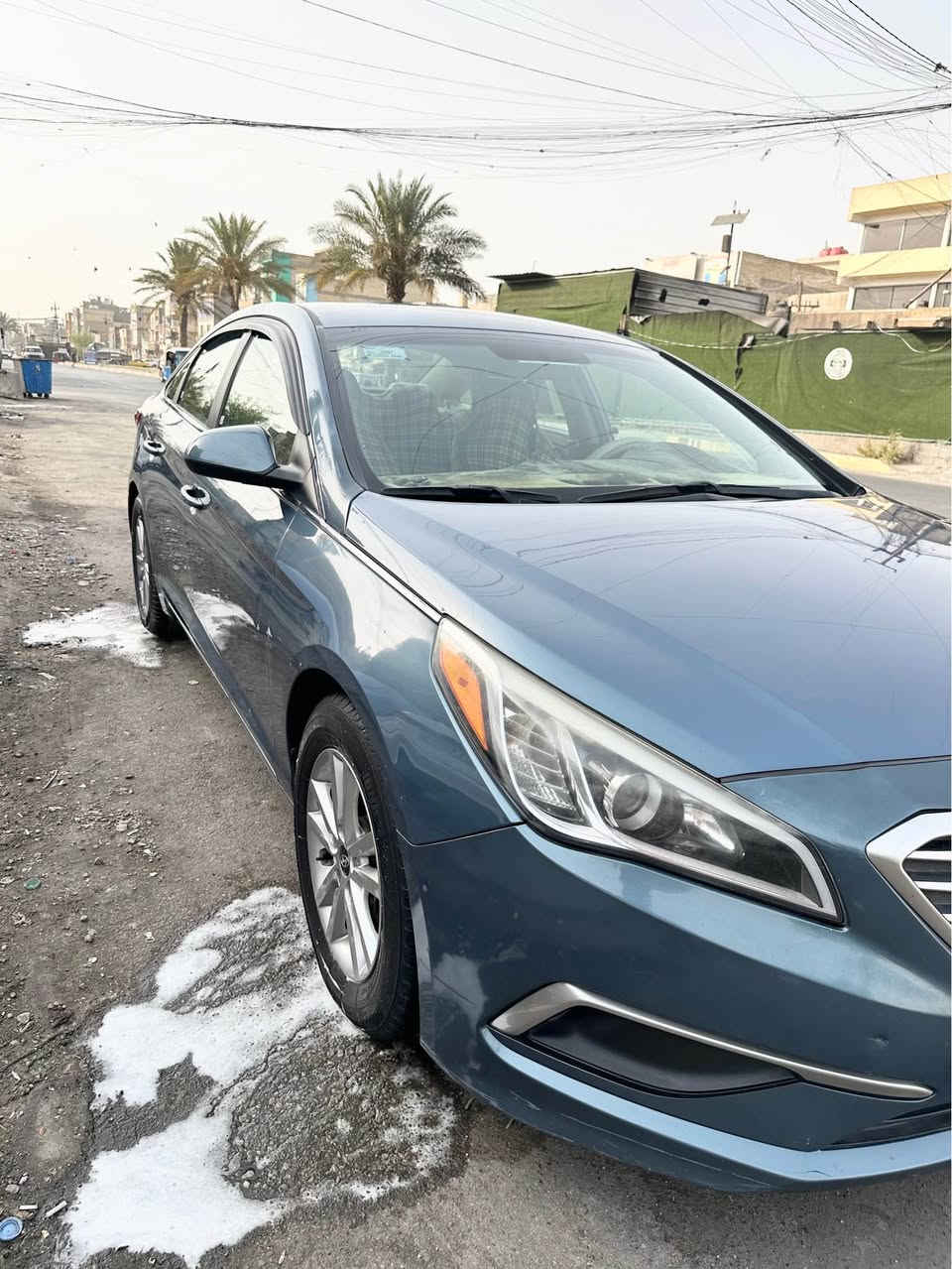 السلام عليكم لبيع سوناتا موديل ٢٠١٧  / وارد امريكي الجاملغ الامامي الايمن مصبوغ بدون ايرباك سيارة جديدة وجاهزه كير مكينه وحداده وتبريد اي ستفسار الاتصال ( ***********) غير متواجد على الفيس ملاحضه السيارة لبيع فقط اعتذر من المراوس( سعر البيع ١١٥ ) مكان السيارة بغداد البلديات بغداد, العراق
