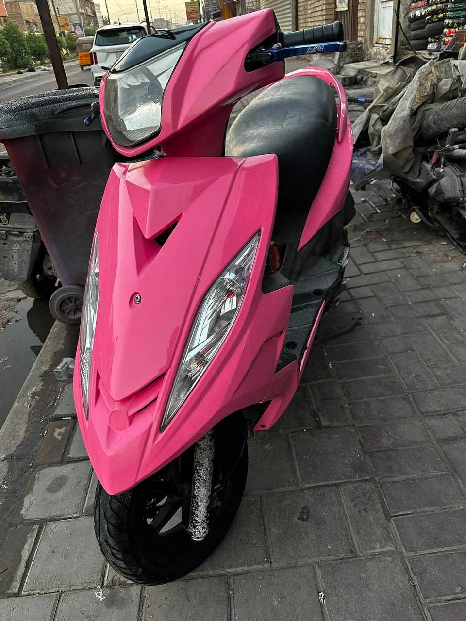 +964 776 408 4402
