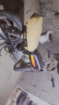 07848233026دراجه يراني خمسه كير لون سود  مكان بغداد نهروان السعر 150وب...