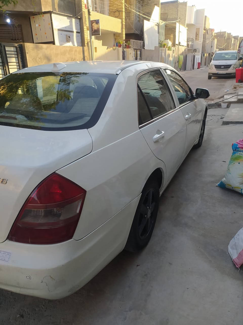Byd f6 2012
سياره نظيفة كير مكينة حداديه خير من الله بسمنه بيها صبغ جاملغ جهة السائق ونص الباب بدون دواخل مكاني بغداد الغزالية السعر 55 وبيها مجال قليل 
النواقص 
1مشط ستيرن 
وكومبريسر امانة الله اليوم طلع بي صوت  تبريدها شغال وثلج 
للستفسار 
***********
