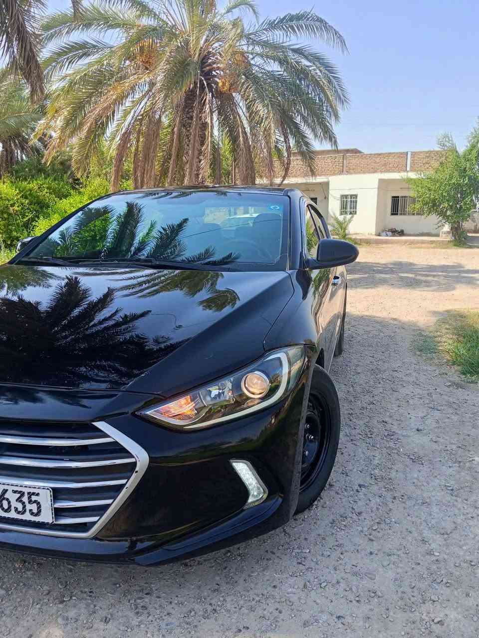السلام عليكم 
النترا 2017 وارد امريكي حادث ربع البنيد بدون دواخل مبدل بلادي والباقي ليبل واحد (والبنيد القديم مصلح وموجود ) 
لغود شواصي ايرباكات كلها كفالة
موصفات النترا المعروفة:
أرضية جلد
تحكمات استيرن
مانع انزلاق
كامرة دوارة
شاشة لمس/ قيادة ذاتية
بلوتوث/اواكس  
تبريد ثلج رقم بغداد دولي بأسمي هزة جديدة شهر ال7
 السيارة جديدة وجاهزة محرك 2000 دوش اقتصادي 
باتري جديد تخم بلكات ونوزلات جدد السيارة جاهزة كبل للشارع السعر 112 وبيها مجال حك الجية مكاني بغداد الشرطة الخامسة غير متواجد على النت 
الشراي اتصال فقط ***********//***********
