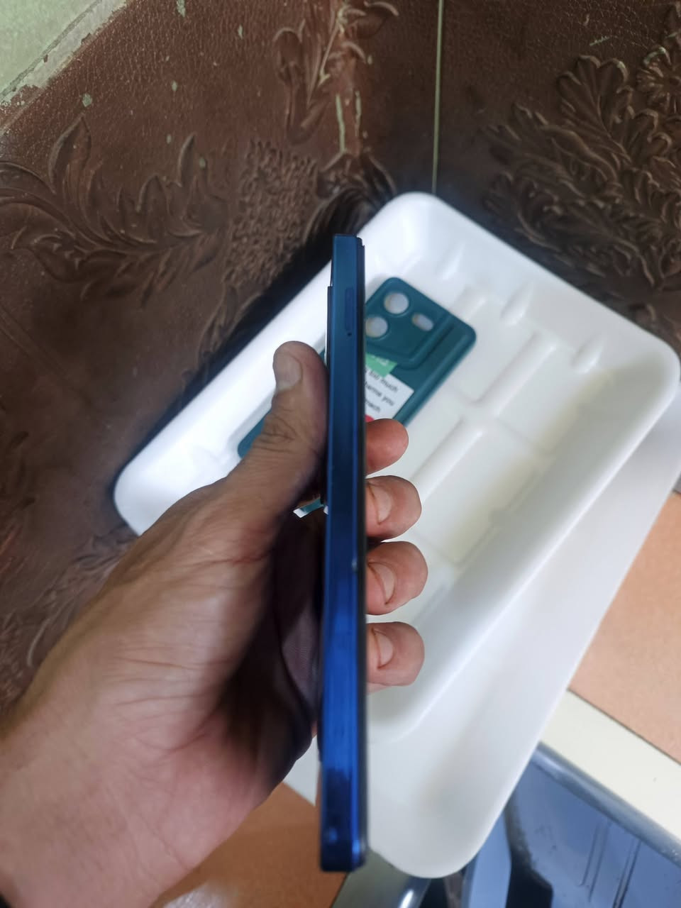 تكنو بوفو ٥ نضيف كلش بس يحتاج تبديل ضهر ذاكره ٢٥٦ سعره ١١٠ قفل قفل *********** مكانه طويريج
