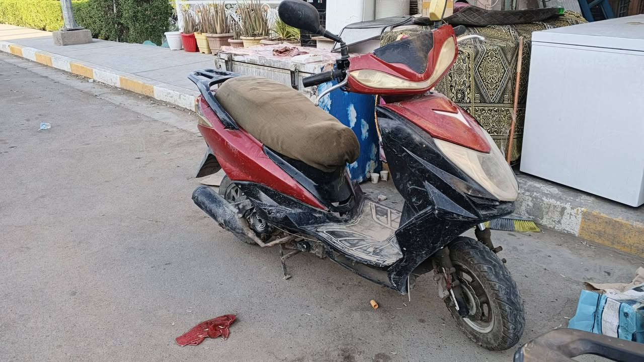سلام عليكم
سكنز 
مكينه ماكس 
توني مجفته درجه اولا
كشره شوفت العين 
سعر 165 الف 
مكاني سده الهنديه 
***********
