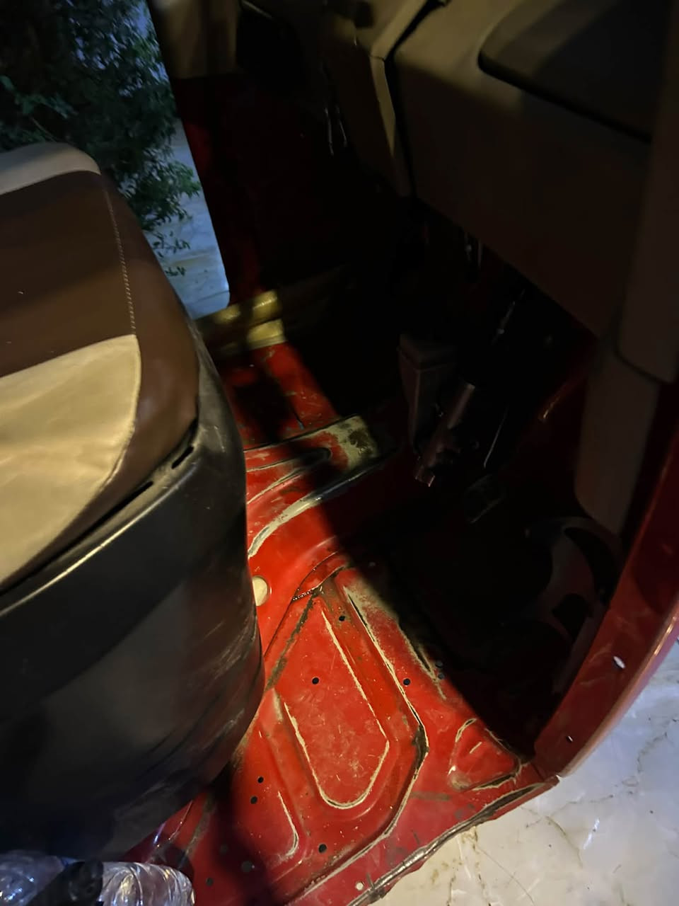 السلام وعليكم تكتك للبيع رقم وسنويه  بغداد تحويل ثاني يوم التكتك يرادلها ترتيب  مال واحد يريد ياكل خبزه التكتك يرادلها ترتيب بيها ضربه صفحه اليسرى ومعمرها التكتك خير من الله منضومه بريك قبل سبوعش شديتها مكينه والاكسل  قبل فتره جفتتهم شركه لاتنقيص ولاتبخير ارجع واكرر التكتك يرادلها ترتيب حوالي 200 الف ترجع زيرو  مكاني بغداد الزعفرانيه الاربع شوارع 

الرقم
*********** متوفر واتساب 

7300السعر وبيها مجال
