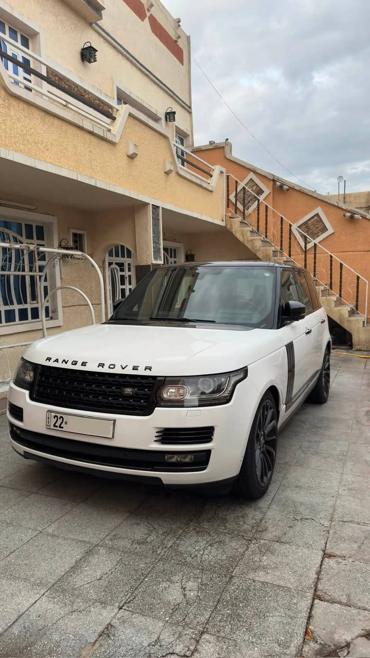 رانج روفر فوچ 2016 اوتوبايوغرافي وكالة سرادر خليجية
السيارة اوتوبايوغرافي VIP كشنات مفصول
السيارة جديدة جدا جدا 
رقم اربيل بأسمي 
—————-
محرك 8 سلندر 5.0 سوبر تشارج 
السيارة ماشية 85000 الف كيلو متر حقيقي 
كير محرك صدر كل شي كفالة وجديد
السيارة بوضع الوكالة بدون اي نواقص او مشاكل وكل شي بيها اصلي وصيانتها جديدة السيارة 
لون ابيض قمارة اسود بلاد تو كلر
———-
المواصفات :
كشنات مفصولة vip ملكية 
داخل جلد احمر 
سقف كنتارا
4 مقاعد مساج وكذلك تدفئة وتبريد مقاعد
ابواب شفط مع الصندوق شفط
كامرات 360 درجة 
فتحة سقف بانوراما 
السيارة 3 شاشات 
دوس كهربائية
حساسات امامي وخلفية 
اوتو بارك 
جميع المقاعد خزن وضعيات 
جكات 3 وضعيات
تبريد 3 قطع مع ثلاجات وسطية عدد 2
نقاط عمياء ومري طي تلقائي ومري قلاب
سماعات Meridian
وباقي مواصفات الاوتوبايوغرافي المعروفة 
  —————
السيارة بيها بارد بسيط 
السيارة خالية من العيوب والملاحظات وجديدة جدا مقارنة بخواتها 
السيارة للبيع او المراوس حسب القناعة 
موقع السيارة بغداد زيونة 
رقم التواصل : دكتور يوسف *********** متواجد اتصال وواتساب
