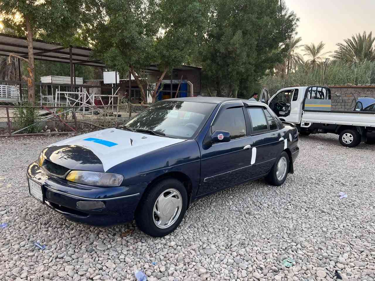 رقم بغداد مشروع وطني 2028
موديل 1995
كير عادي مكينه مفتوح
صبغ حزام جماليه
مكفوله من ضربه وكص وعيب شرعي
تخم تاير قبل فتره شديته
حداديه نضيفه جدا
شاشه تاب لمس مع كامره خلفيه 
مشط جديد 
السياره حلوه وجاهزه
السعر 30 وبيه مجال قليل 
السكن بابل الشومليً
***********
