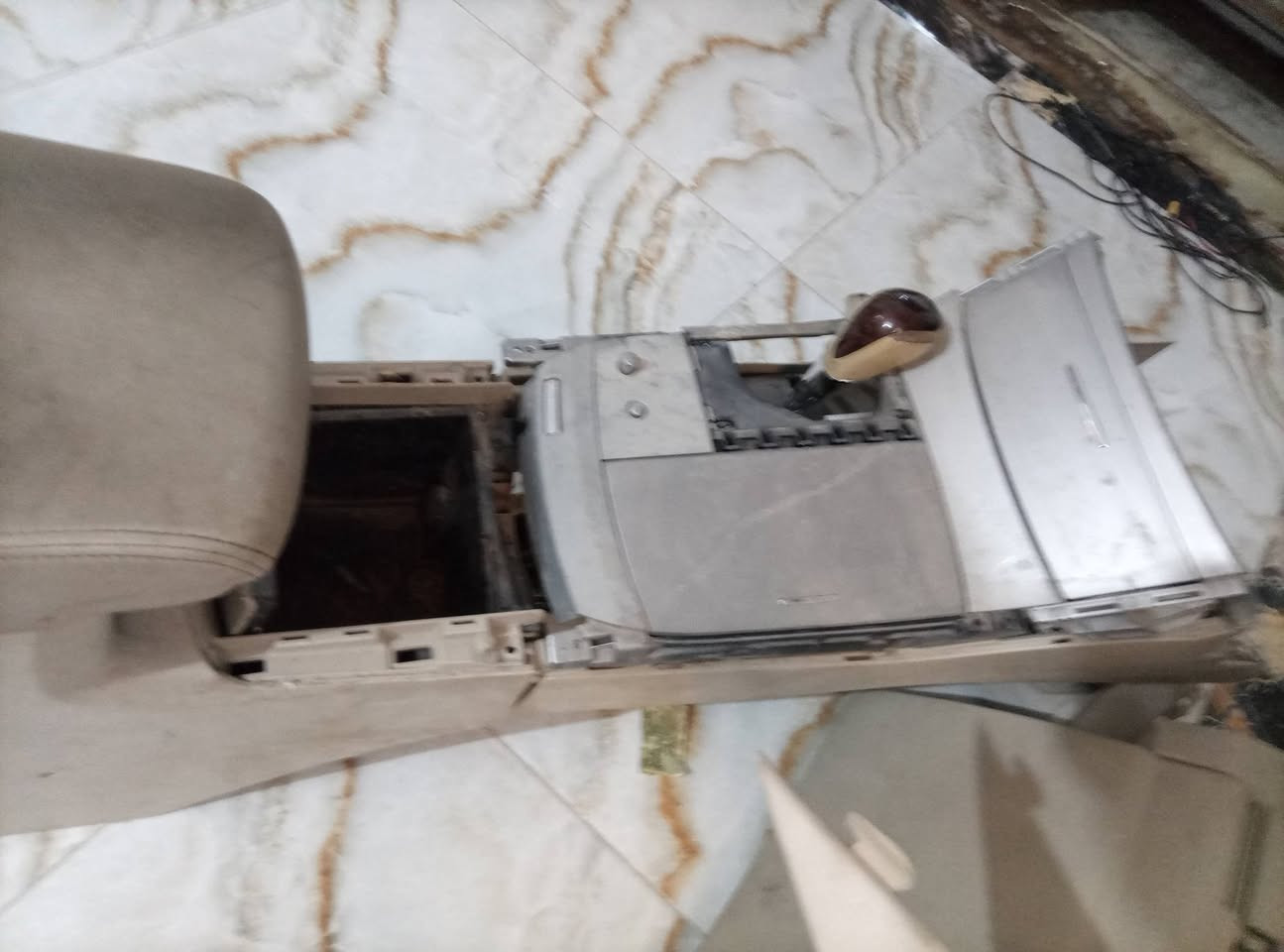 اغراض افالون حاويه للبيع الاتصال ***********
