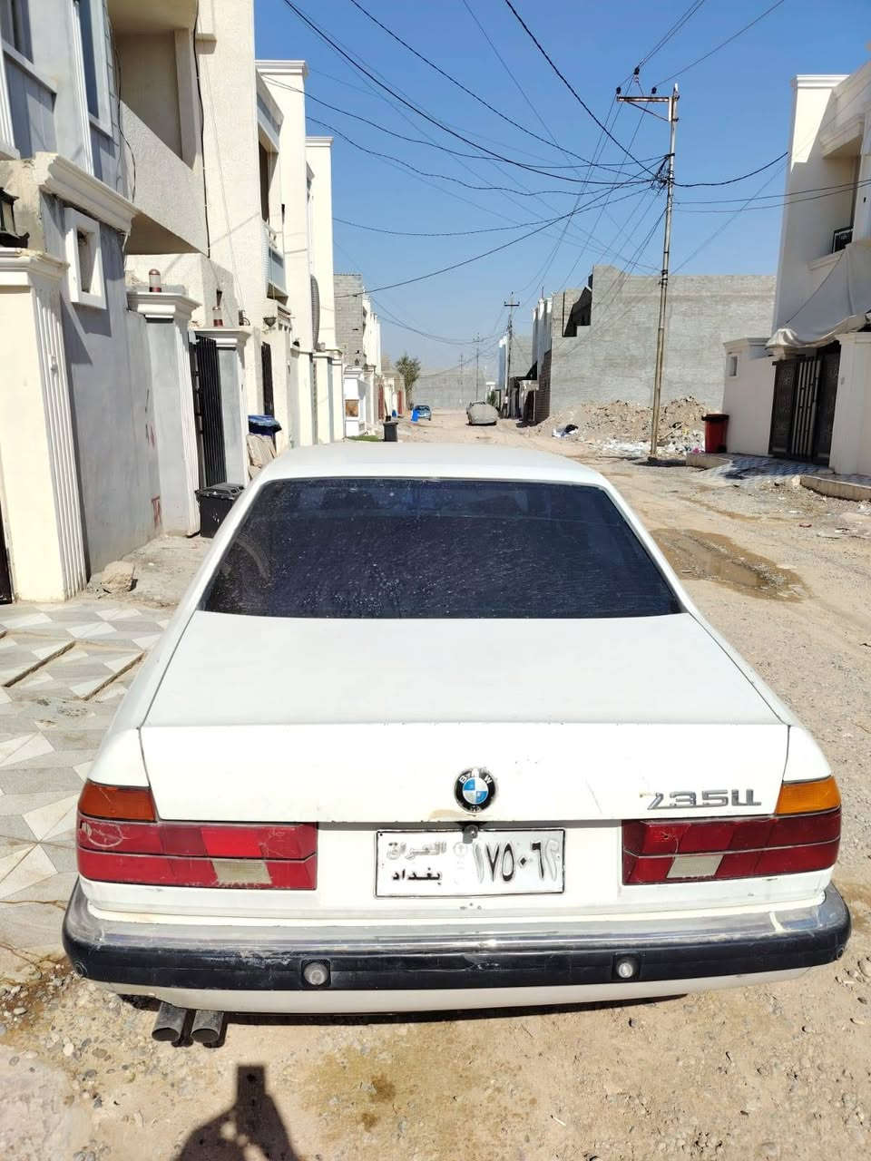 بي ام جاهزه هزه جديده مدفوع غرامات محرك كير شرط صاحبها موجود يريد تحويل السعر 20 وبيها مجال شي قليل الشراي يتصل على هذا الرقم ***********
