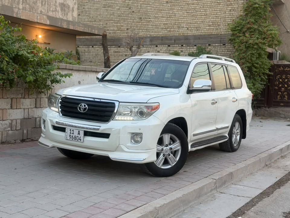 لاندكروز • ٢٠١٢ • رقم بغداد