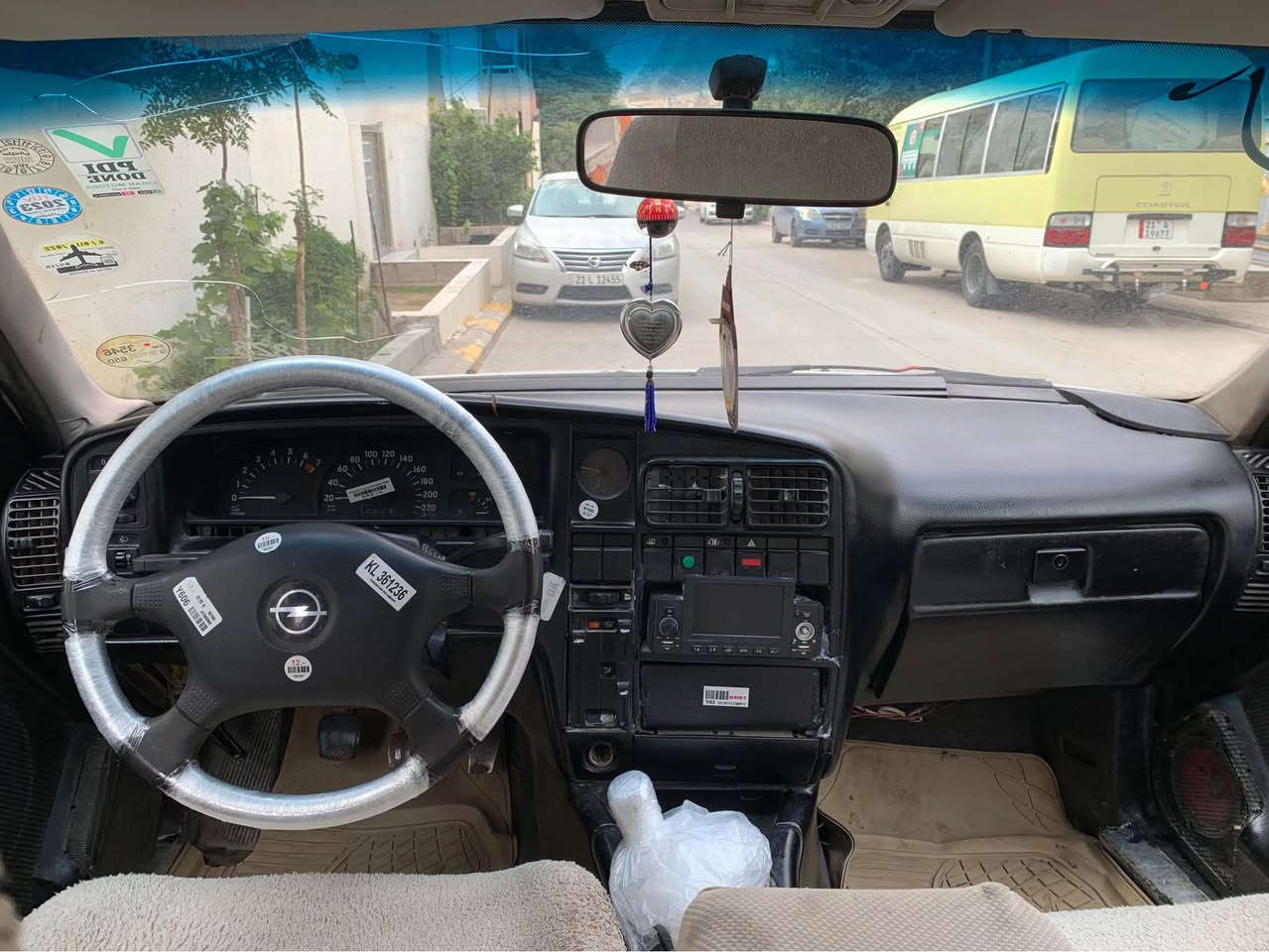 أوميغا • ١٩٩٢ • بنزين