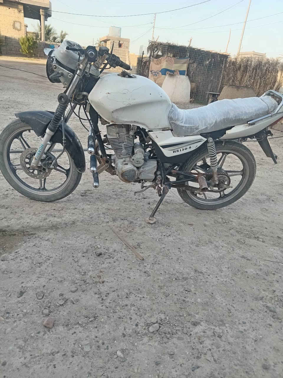 السلام عليكم 
متاح/
هيوشا موديل 17
السعر/350
مكاني السجر
ه/***********
