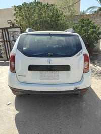 رينو داستر فرنسي  موديل 2012 كير عادي فور ويل رقم بغداد  مكينه 1600 مك...
