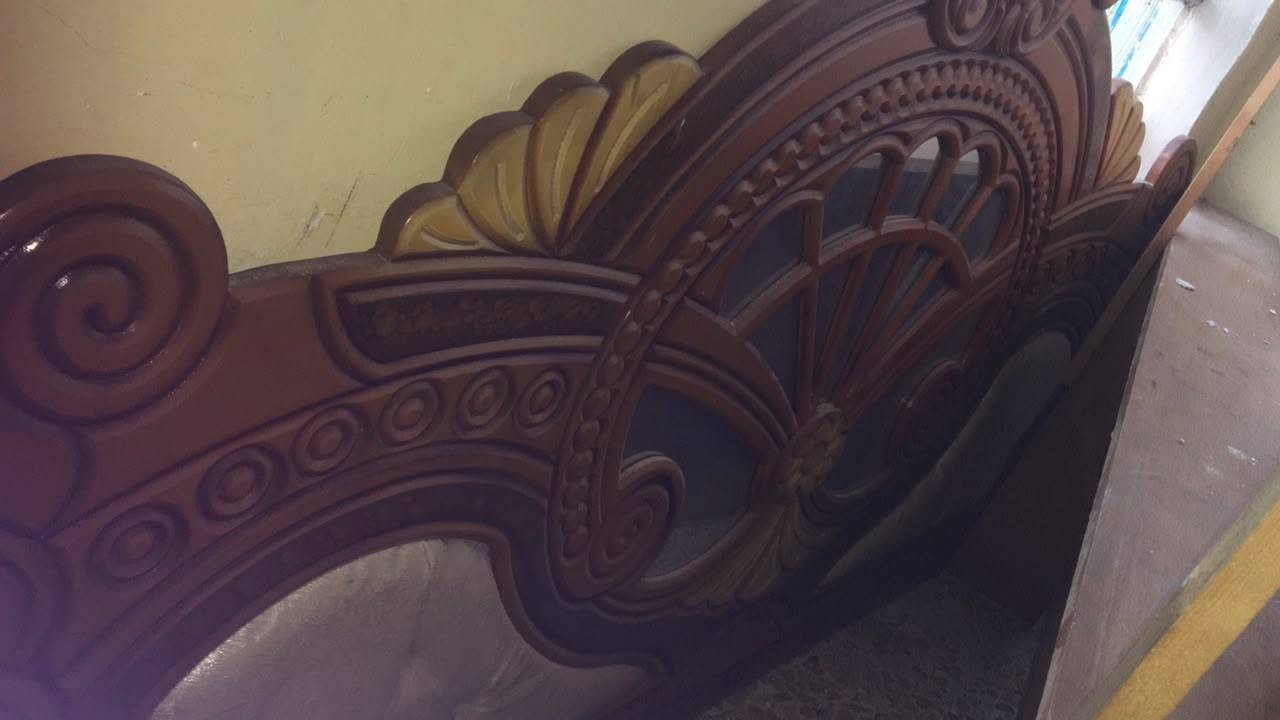 سلام عليكم غرفه نوم للبيع استعمال سنه واحده مستعجلين عليهه سعرهه 850 وبيهه مجال الاتصال ع الرقم ***********
