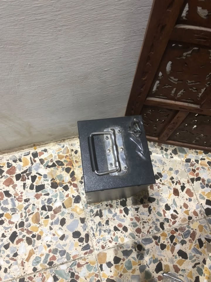 بطارية • ٧٢ ڤولت • ٢٤ امبير