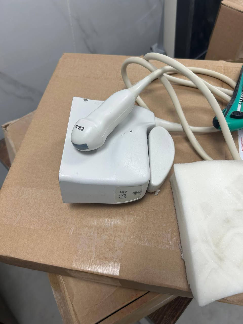 Ultrasound device
Device  refurbished by Philips on 2024
3 probe included pediatric, linear and cardiac, ready to use
Guarantee is over for this device for software and hardware for six months. 

Contact information 
Median engineering and medical ltd
: ***********
