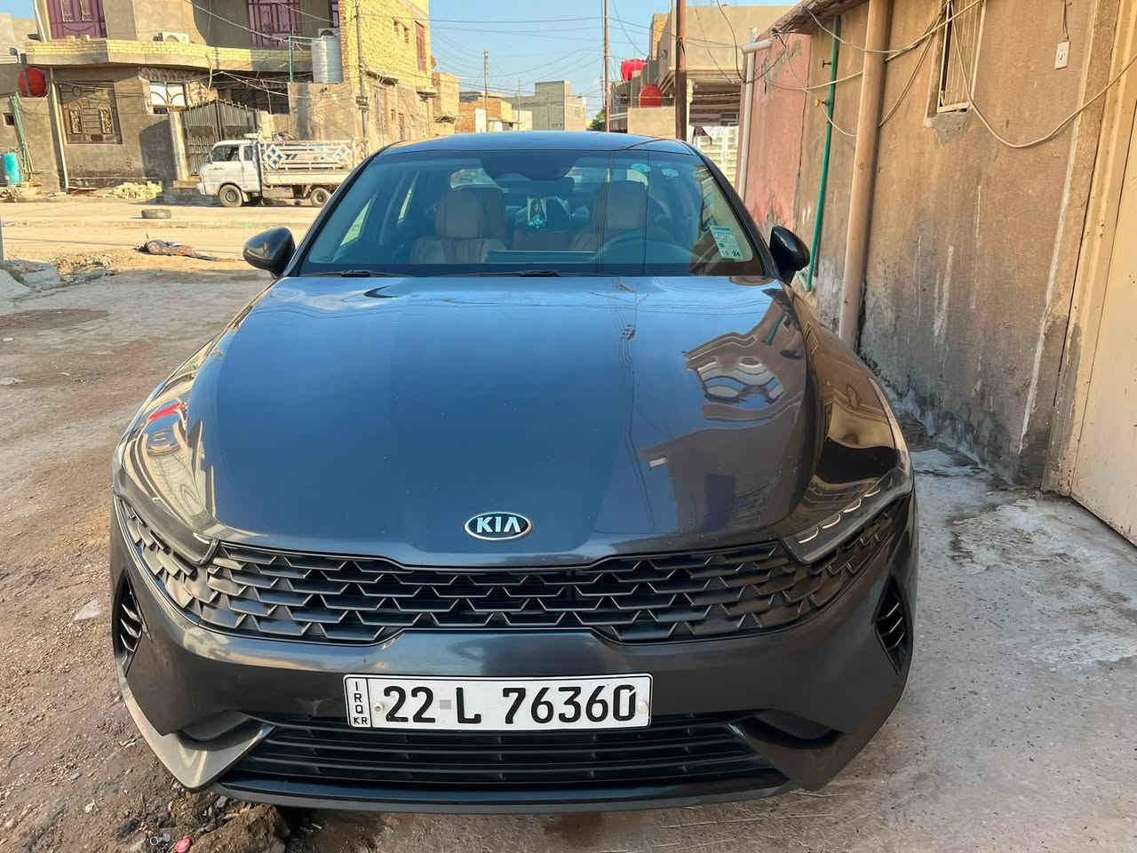 لبيع سيارة كيا كيف (Kia K5) موديل
2021 - وارد امريكي 

الموصفات

المحرك 1600
التشغيل :بصمه وتشغيل عن بعد 
وادارت شغاله (امامي وخلفي 

 الضرر والنظافة: 
جاملغ خلفي فقط 
السياره مكفوله كفاله عامه (ماعد الجاملغ الخلفي

الرقم والسعر:

 الرقم:اربيل 

• السعر: 145 ورقة (14,500$) وبيها مجال قليل

رقم صاحب السياره 
***********
