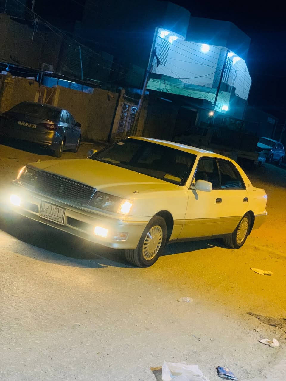 سلام عليكم راس ثور لبيع مكفوله رقم انبار سنويه ل 28 شاصي 55 مكينه 3000 فيشتين فول عده لفتحه مكان نجف الاشرف  سعرها 100 وبيه مجال ***********
