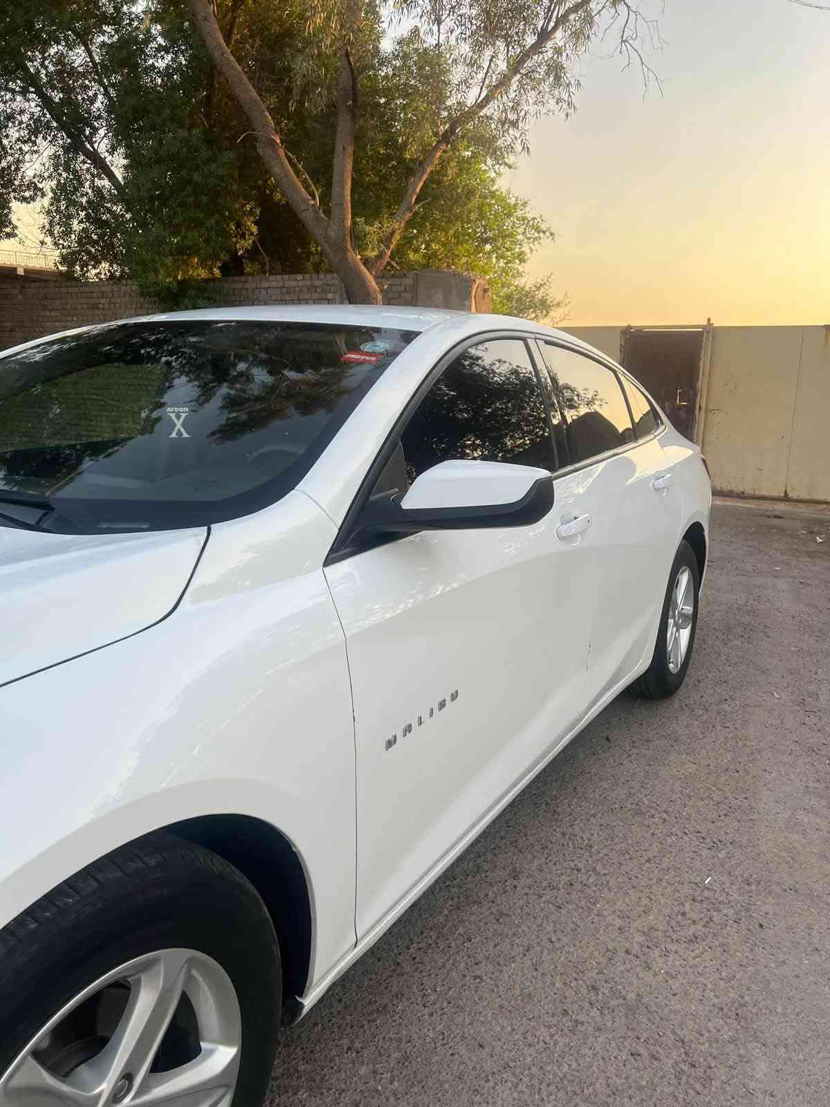 ماليبو للبيع موديل 2024 وارد امريكي السياره حادثها بلماصده بدون دواخل صور الحادث والسونار بلمنشور رقم اربيل هزه وسنويه جديده فول ماعده الفتحه ماشيه 79 محرك 2000 محرك وكير مكفولات صدر بلادي تخم تاير جديد السعر 110 الاستفسار على الرقم *********** عنوان بغداد البديات بيع فقط بدون مراوس
