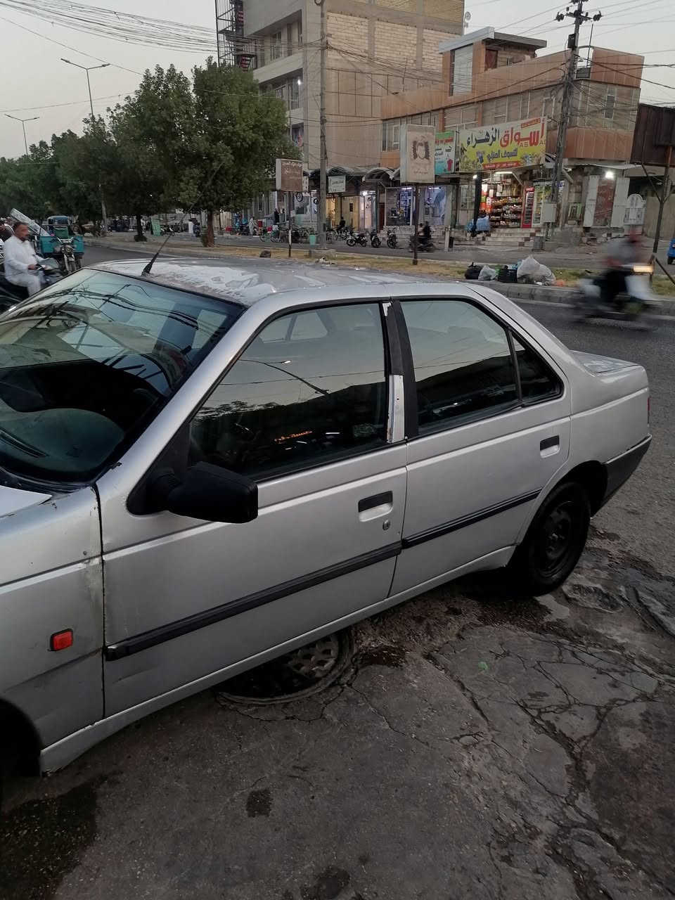 بيجو روئ رقم كربلاء سيارة مديل ٢٠٠٩ تحويل مباشر مكان السيارة كربلاء حي الغدير السعر ٢٠ واذا اكو مراوس بسايبة خصوصي اتراوس ***********
