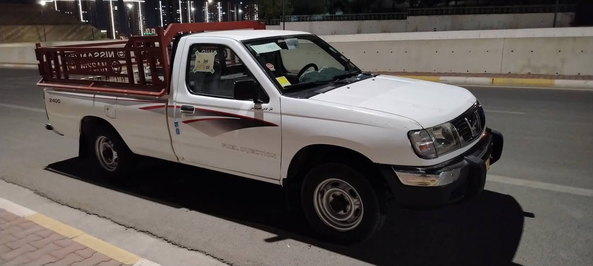 بەناوی خوای گەورە نیسان بۆفرۆشتن مۆدێل 2002تەبریدو پاوەر سەیارەکە دوپارچەی بۆیاخە بێلێدران پێشی زۆرجوانە شانوسەقفی نوکەدەرزی پێوەنیە لۆکلۆک چەمەی لۆک بەشەرتی گێڕومەکینەو ئەکسل ئاڕمی پلاسیک لێیمانی  بەشەرتی ئاڕمو ئەوەلیاتوخرامە   داوای 70گڵاو معامەلەیەکی کەم دەکەم ***********واتسابو ڤایبەری لەسەرە شربازهير, السليمانية
