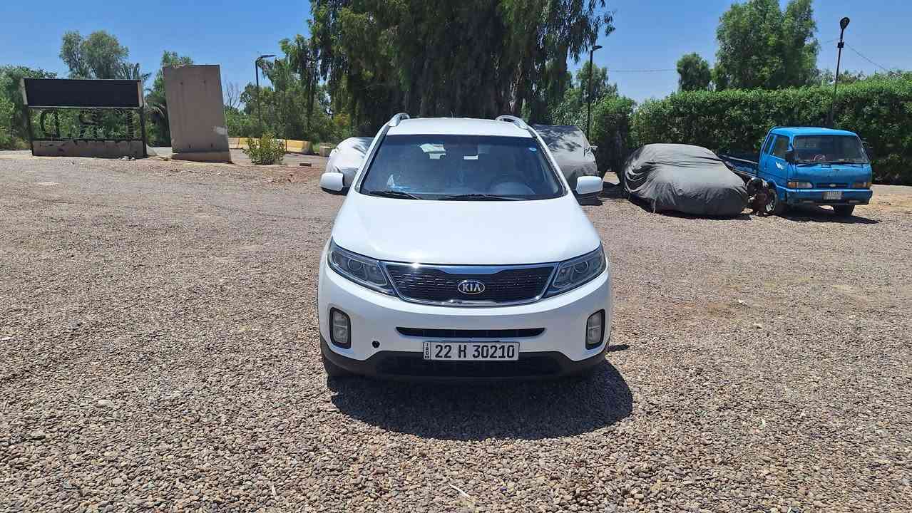 السلام عليكم السعر ١٣٥ وبيها مجال بسيط
  🚘 للبيع كيا سورنتو  خليجي 2014 🚘
✅ محرك 4 سلندر (دوش)
✅ اللون أبيض 
✅ 7 راكب
✅ صدر أمامي وخلفي جديد لوك
    ثلاث قطع تبريد
✅ رقم أربيل إنكليزي
✅ هزة جديدة لغاية 2027 
✅ سنوية لغاية 2031
✅ تبريد وتدفئة شغال 100
✅ باتري  جديد
✅ تاير جدید
✅ السيارة في بغداد وبأسمي
📞 ***********
.
.
