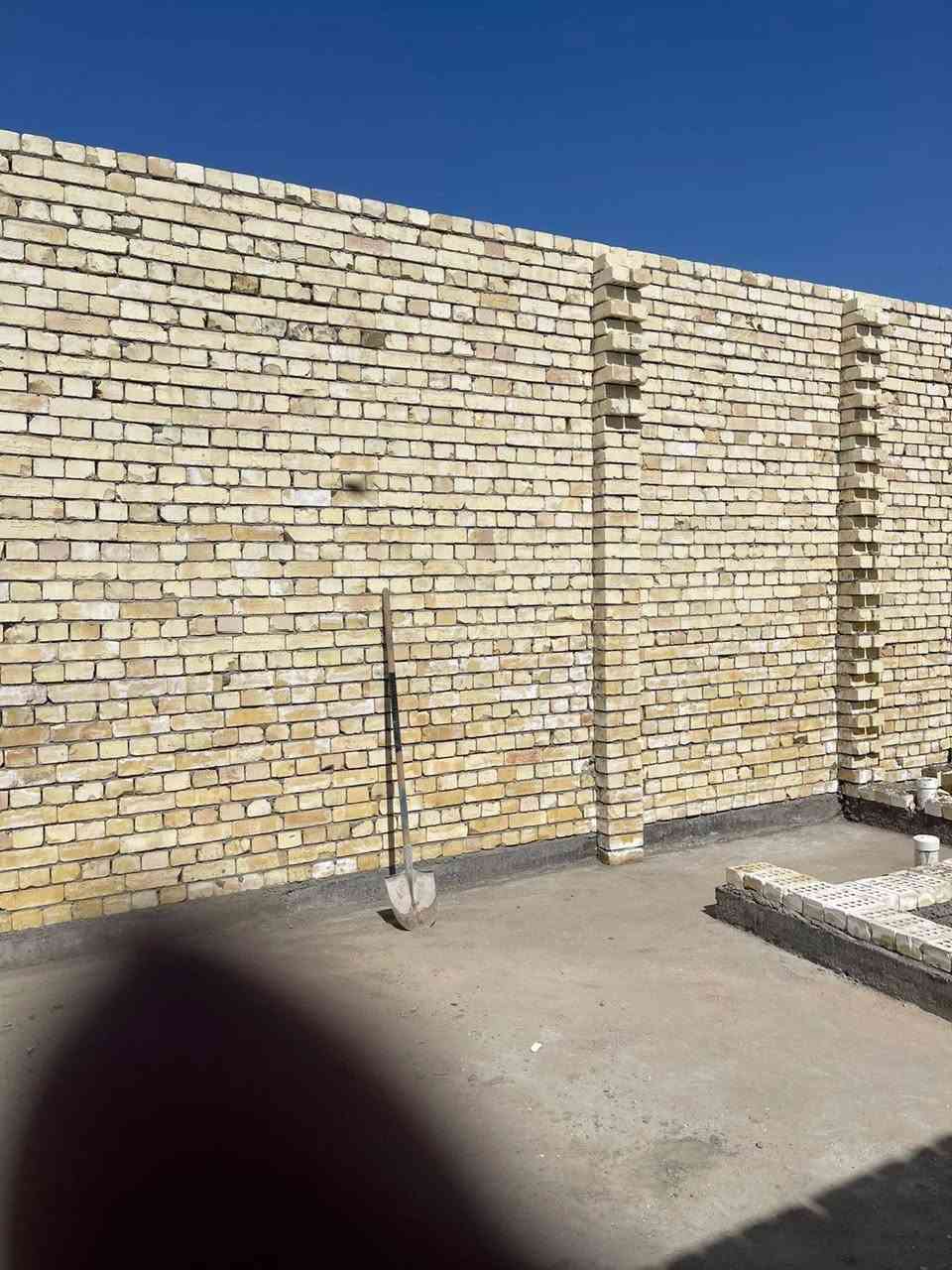 السلام عليكم  خلفات بناء 2 متفرغين حاليا ارجو ان ينال اعجابكم شغلنة شغل درجه اولى اي مكان في بغداد اشتغل على الدبل  اوقطعي كادري كامل اني وعمالي وسكلتي وسيارتي يعني ما انتعب ابو البيت اهم شي عدنة رضة الله ثم رضة الزبون  سعار مناسبه*********** متواجد وتساب خلفات بناء2
