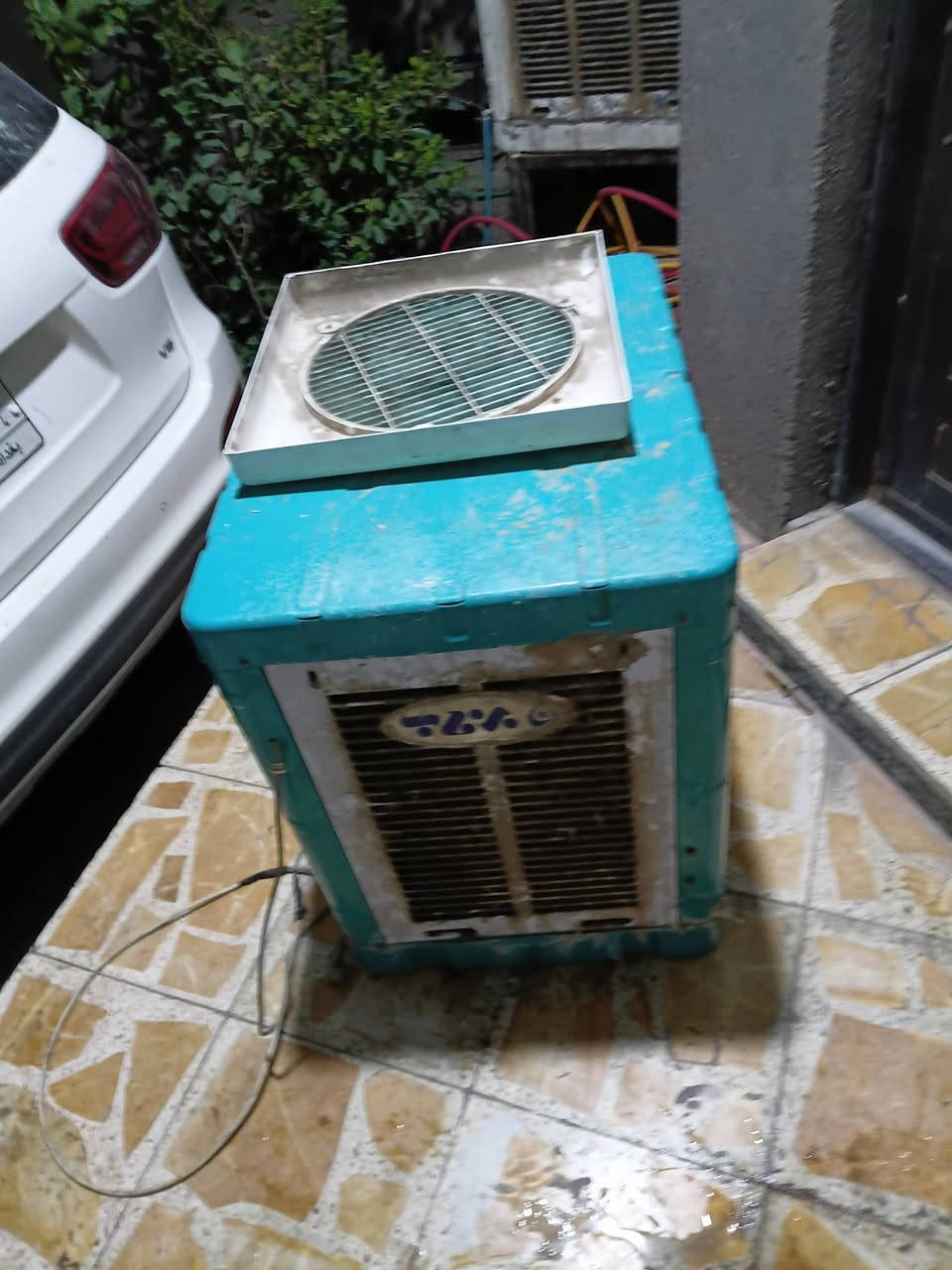 مبرده للبيع حجم 1.5ايرنيه ستعمل شهر خوت الجديده شغاله وتربم غطاس حلفت نضيفه السعر١٠٠ المكان بغداد الحريه التوصل خاص او وتساب ***********
