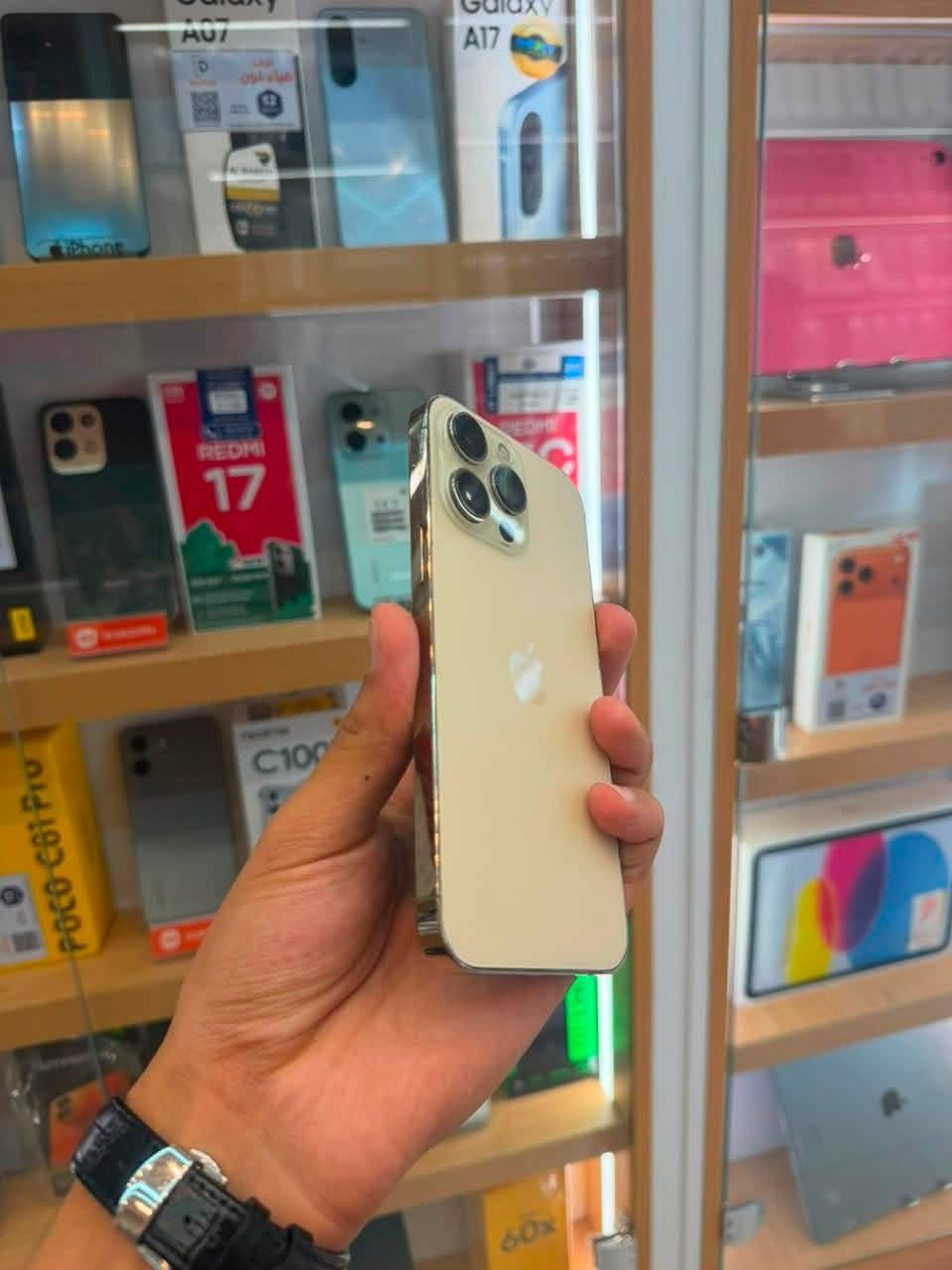 14 برو ماكس
السعًر 580 شرق اوسط ماستر عربي ذاكره 256 بطاريه 82 نضيف جهاز استفسار اكثر خاص ***********
