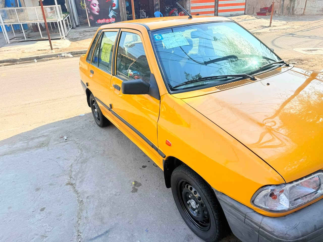 سلام عليكم سايبه موديل ٢٠١٥ مكينه و كير و حداديه و شواصي مكفولات تبريد ثلج بيها صبغ جاملغ والباقي مكفول السعر ٣٤ وبيها مجال هاتف *********** مكان نهايت حي اور
