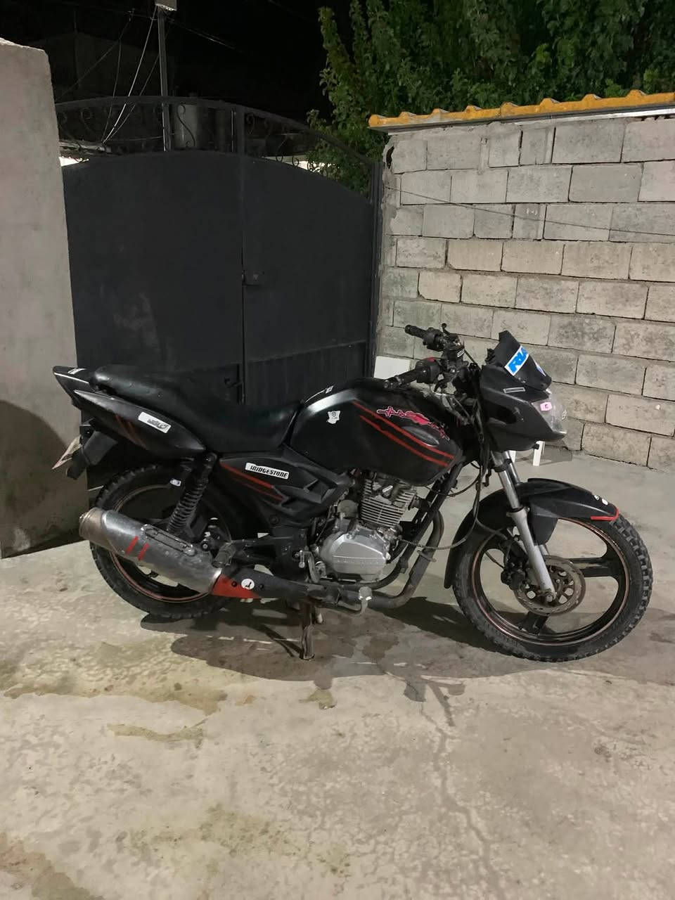 TVS
مەکینە 150
مۆدێل 2022
مەکینەی نەسەوەت نەدوکەل هیجی نیە
مەکینەی بەشی بنی کەپسە
لەقەوتی بێزارە 
سحری 390مەحامەلە
گۆرینەوەش هەیە
شوێن قەلادزی
***********
