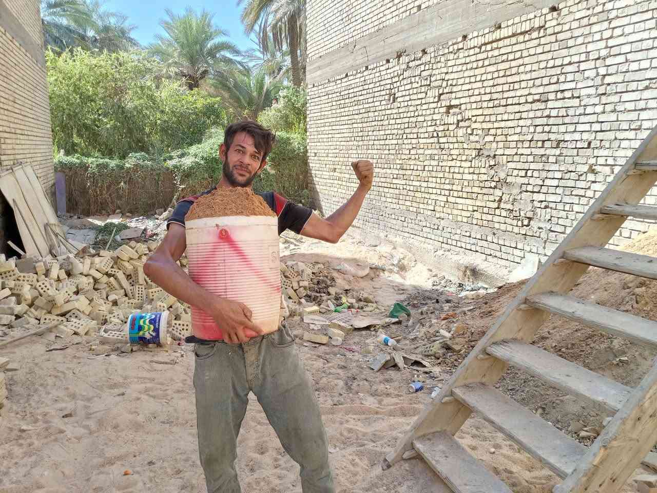 من الموصل وشغلي بغداد اشتغل في بغداد اشتغل كبالت تصعيد رمل جص تنضيف شيل انقاذ تصعيد شتايكر كاشي بورسلين طابوق شيل انقاذ ***********
