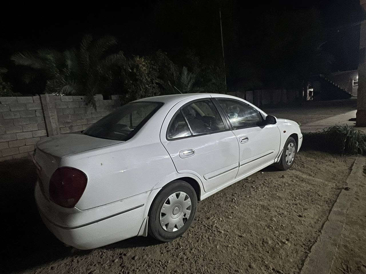 للبيع سني ٢٠٠٦ بسمي كير محرك تبريد شرط السيارة بيه قطعتين صبغ رش بدون السعر ٨٠ بي مجال العنوان الضلوعية ***********
