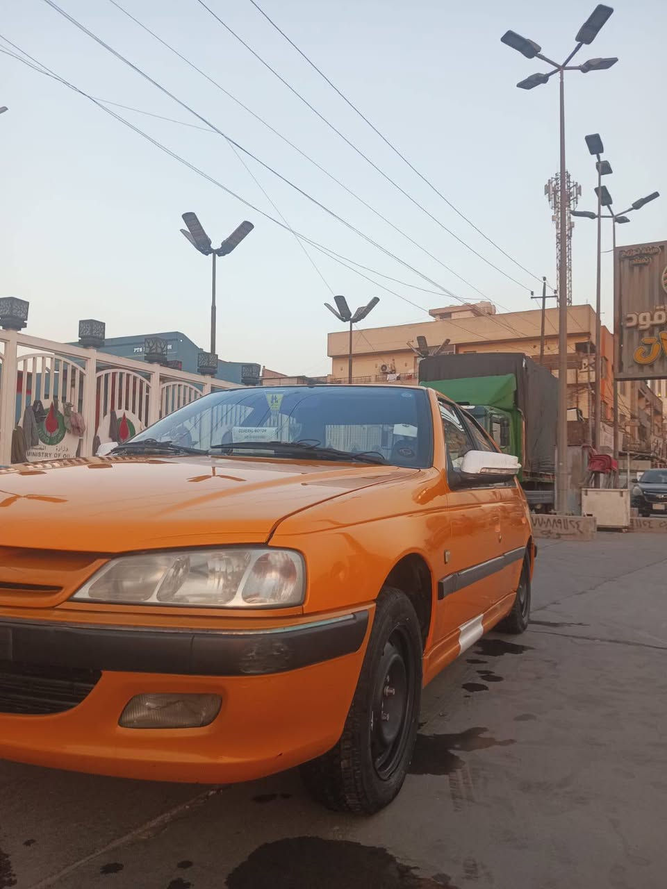 سلام عليكم بيجو بارص للبيع موديل 2021 سياره نضيفه بيه ضرر مثل ما مضح بل صوره سياره مطلوبه ستقطاع ماستر الكفيل والدي باقي شي بسيط على سياره للستفسار *********** (  سعر  )  (  58  )
