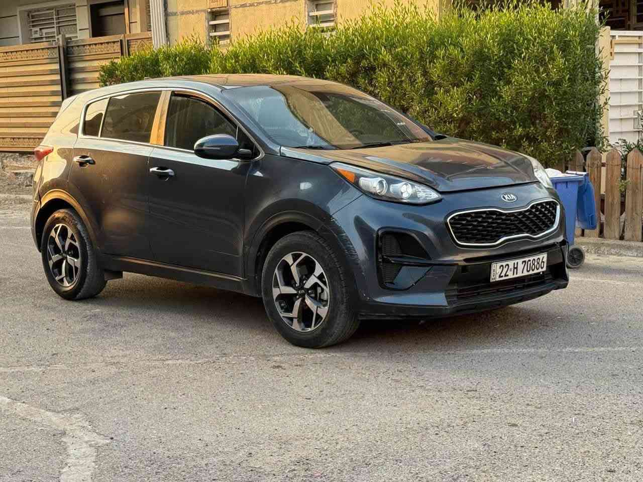 سلام عليكم

كيا سبورتج  أمريكي  2400

 أمريكي ضرر بنيد فقط  وبيها كلير جاملغ فقط باقي كفاله 

موديل 2021

كير ومحرك خير من الله 

تخم تاير جديد صدر جديد 

سياره   كلش نضيفه 

تبريد ثلج 

 رقم أربيل بسمي 

سعر 142 بيها مجال
‭***********‬
