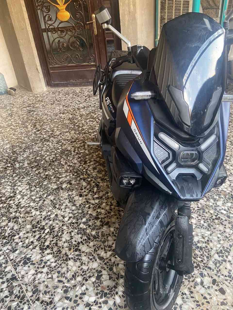شحن • ليثيوم 73فولت • نضيفة