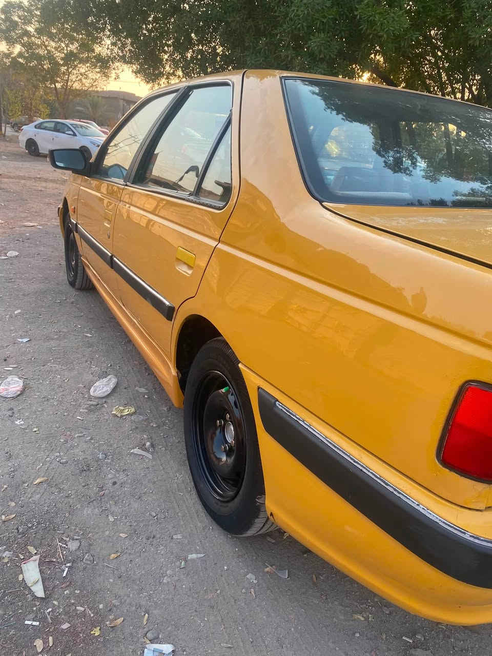 سلام وعليكم من رخصت لأدمن بيوج بارص لبيع مديل ١٥سيار جاهز على آخر حبايه كير مكين تبريد ثلج حدادي صدف أمياي خلفي كه جديده سيار كذب عليه ربه دينار سعر ٤٣وبيه مال بصيط وشراي يتصل على هاذ لرقم ***********
