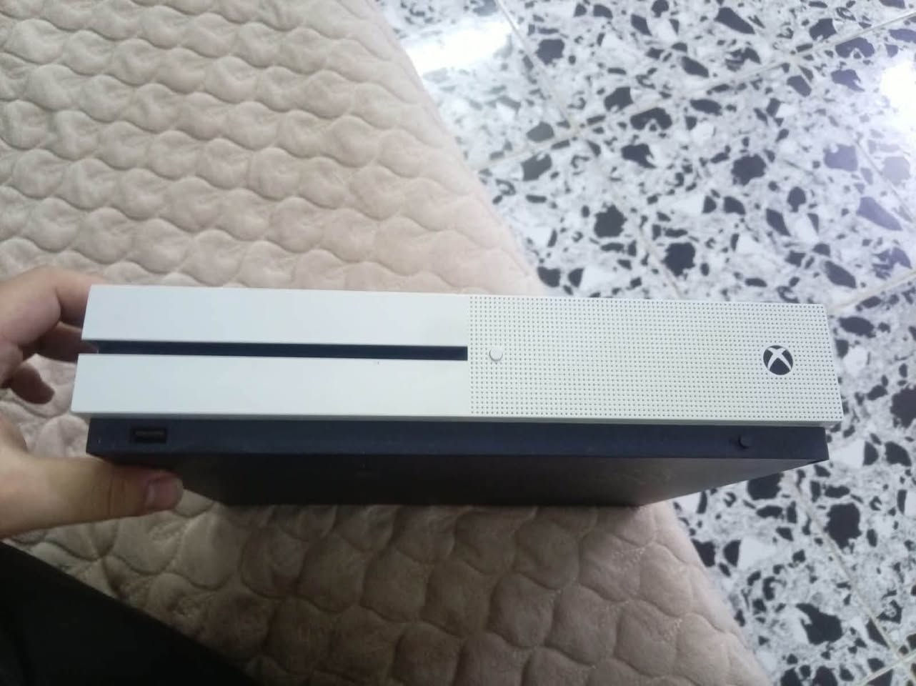 🛑للبيع 🛑
Xbox one1
ذاكرة -1-تيره 
18لعبه وحساب جاهز 
مع جوستك واحد اصليه

للاستفسار اتواصل مع الرقم /واتساب

‪***********‬
