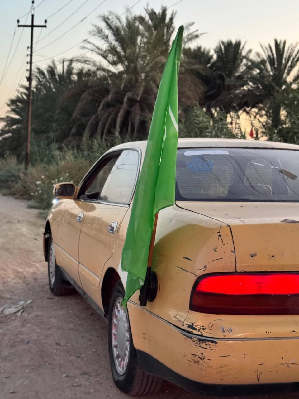 السلام عليكم بطه منفصل موديل 2000 للبيع ولمراوس حسب القناعه مكينه ففتي مكينه وكير خير من الله سياره جاهزه سعر 20 وبيه مجال مكاني شطره مكلف بلنشر ***********
