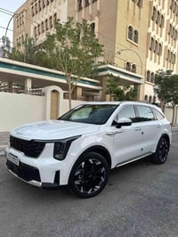 سورنتو ٢٠٢٥ • ٦ سلندر • خليجي