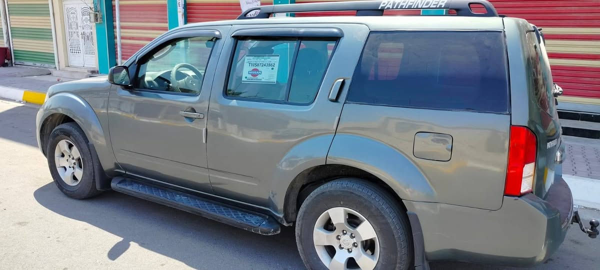 بيع سريع ماكو هيجي سعر
....نيسان باثفيندر للبيع

موديل ٢٠٠٨ 

صبغ حزام جمالية امو بيها اماكن معجون للترميم وجمالية الصبغ 
السيارة نص مواصفات 
تو ويل . مو فور ويل 
اقتصادية بالبانزين 
كل ١٠٠ ميلو متر تصرف ١٨ لتر مع التبريد وهذا بشرط 
نسبة نظافة السيارة ٧٥ % 

صدر . تايرات . بطارية جديد

تبريد جديد 

سنوية لغاية ٢٠٢٨ 

رقم بغداد 

السعر 65 

العنوان ديالى 
المقدادية 

***********

نص مكتوب في الصور:
- بغداد