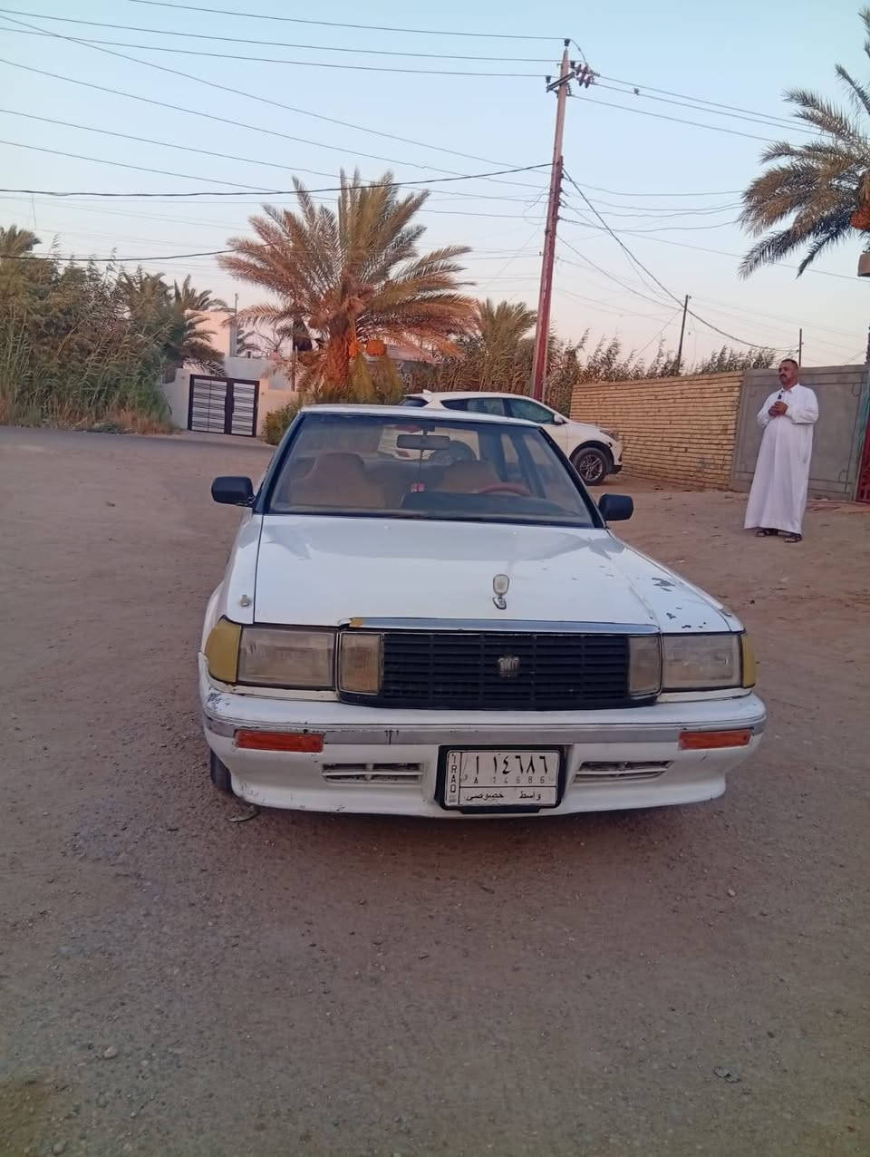 سلام عليكم سياره للبيع سوبر كراون موديل 90سياره جاهزه من تخم تاير كهربايات السعر 32اوبيه مجال حك الجيه التواصل على هذه الرقم ***********
