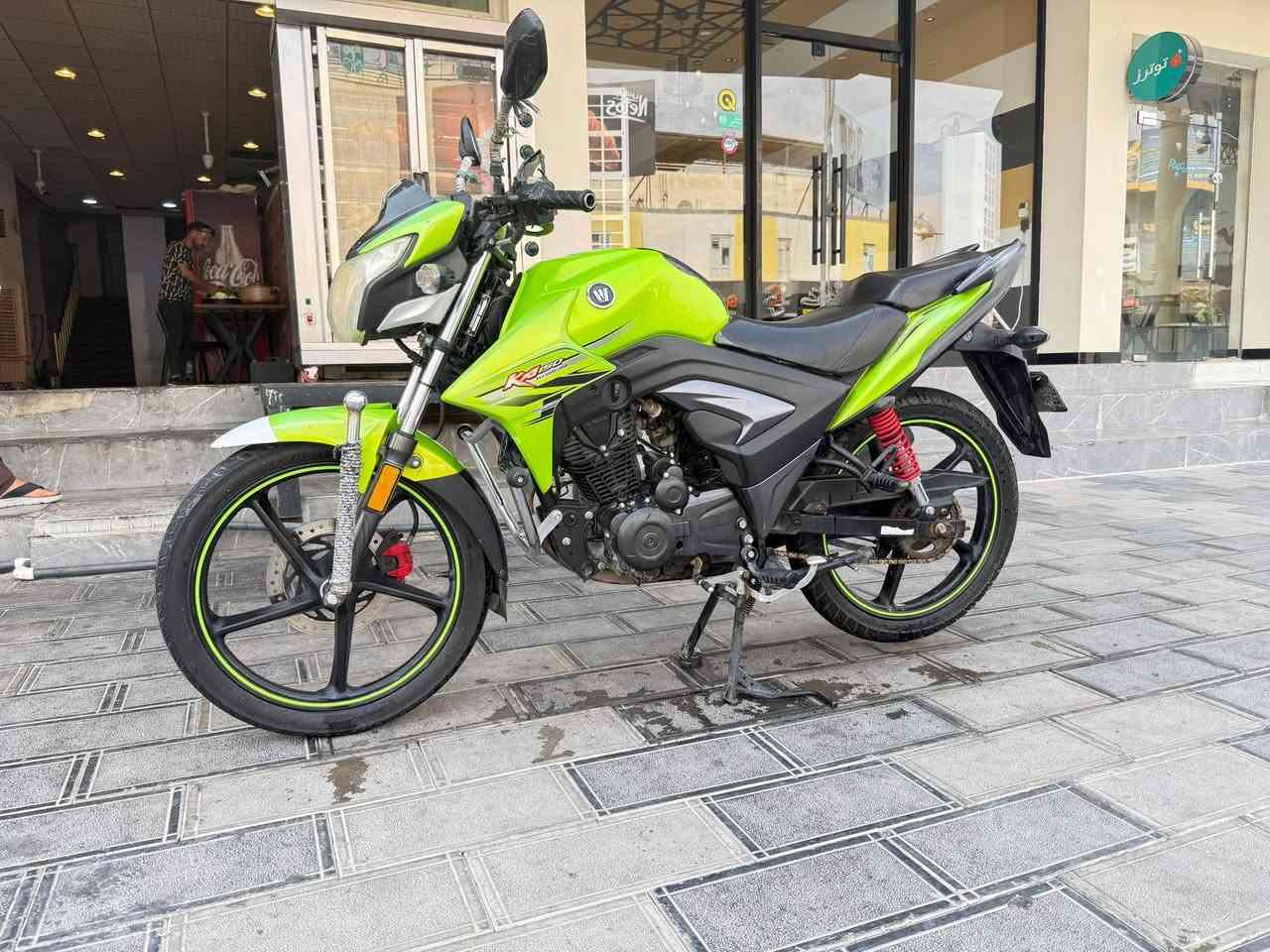 هاوجي للبيع
موديل 21 
مسجل 
لون اخضر 
كامل اي نقص مابي كله شغال 💯
السعر : 16 ورقة ونص .. وبي مجال بسيط 
رقم التلفون : ***********
