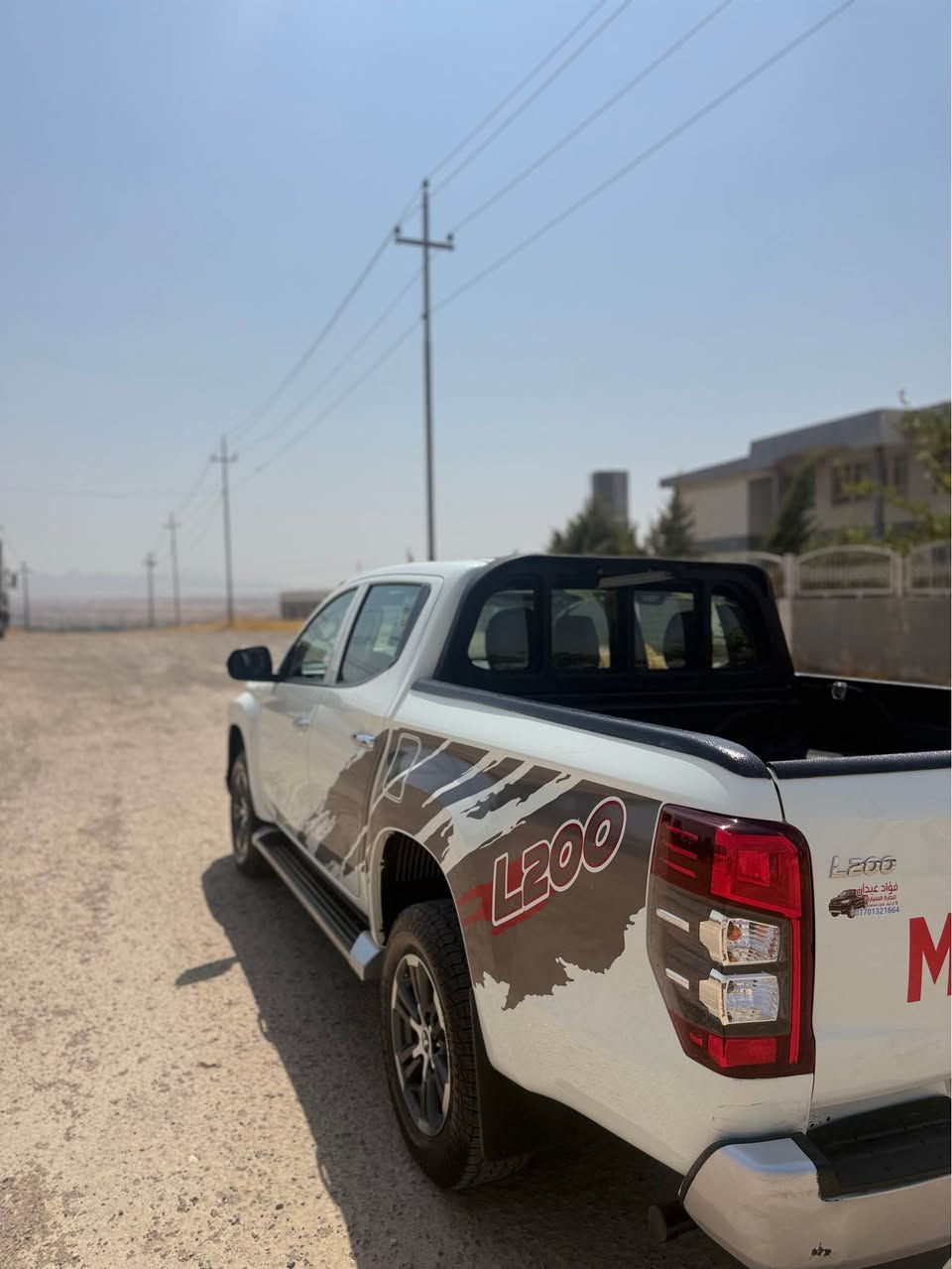 مسته ربوشى L200 موديل ٢٠٢١
ده ره جه يه ك به ردى پيوه نيه ده بل ده عامى 
ويل كه پ فوليوم تاقم تايه ى نيو جه به لى يابانى ئه سل 
چوار په نجه تعديليكى بچوكى هه يه چركه ى تيا نيه سه نه وى نوييه تا ٢٠٣١ به ناوى خومانه 
سعرى ١٧٨ 
*********** كويسينجاك, أربيل
